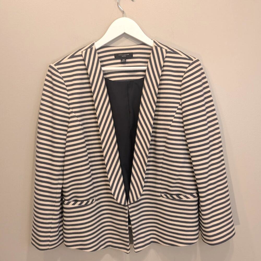 Ann Taylor Blazer Stripes Costal Chic Old Money - Size 16P